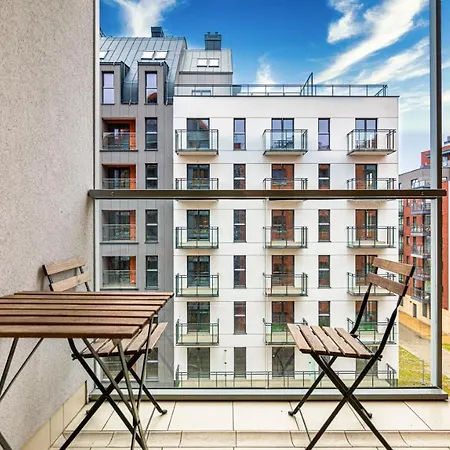 Daire Maya's Flats & 24 - Hollywood Gdansk